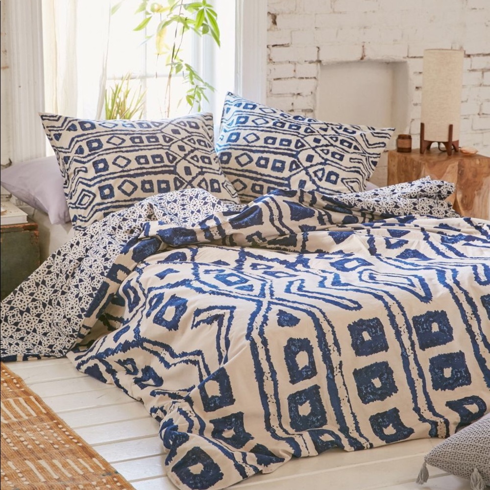 Urban Outfitters Adisa Watercolor Duvet Cover